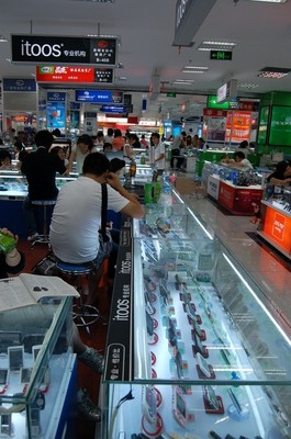 火爆九月,長(zhǎng)沙國(guó)儲(chǔ)itoos形象店圖賞